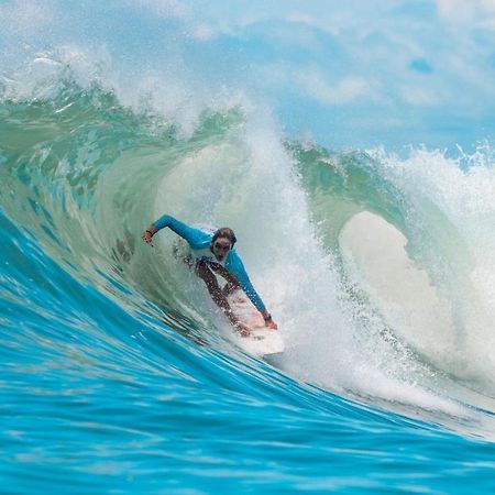 Surf Synergy All-Inclusive Surf Retreat Хако Экстерьер фото