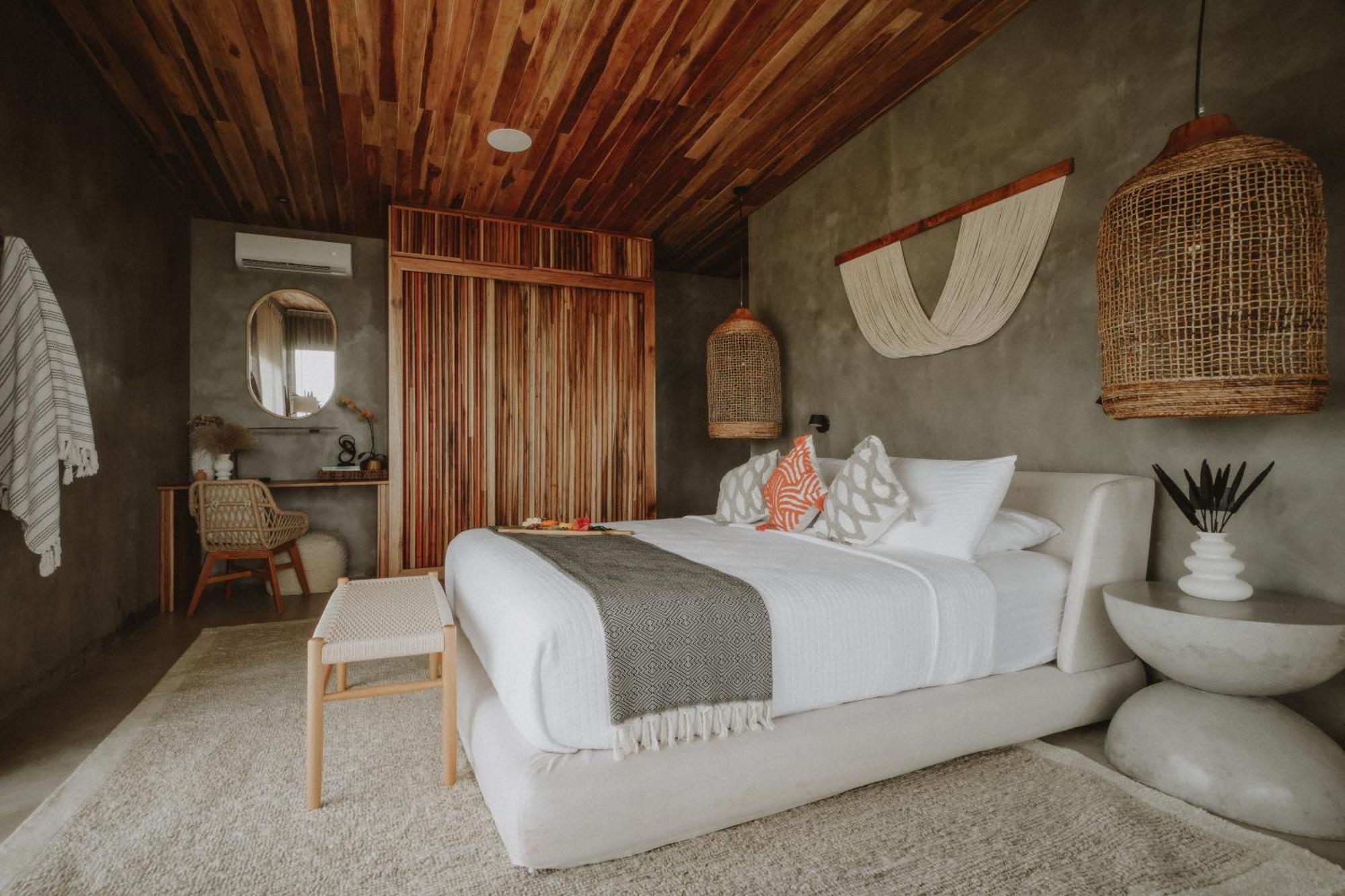 Surf Synergy All-Inclusive Surf Retreat Хако Экстерьер фото